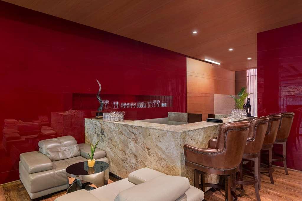 Ramada By Wyndham New Delhi Pitampura Otel Restoran fotoğraf